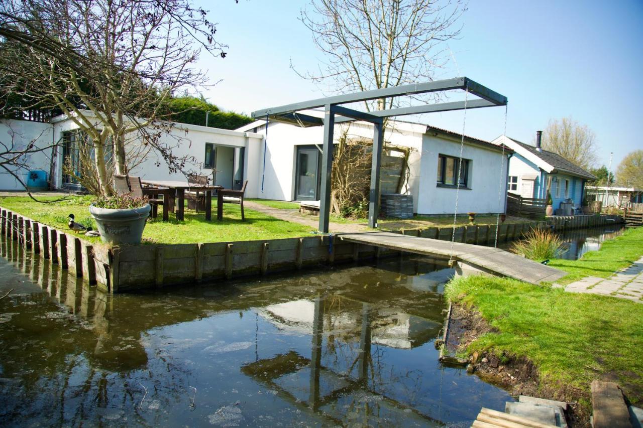Bungalow Haarlem Amsterdam With Jacuzzi Vijfhuizen Eksteriør billede