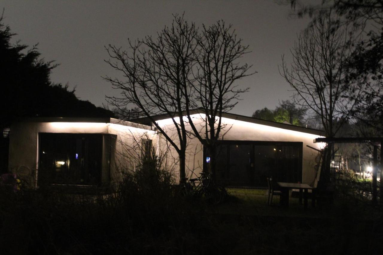 Bungalow Haarlem Amsterdam With Jacuzzi Vijfhuizen Eksteriør billede